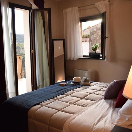 קסטיליונה די סיציליה Cento Tari' Guest House מראה חיצוני תמונה