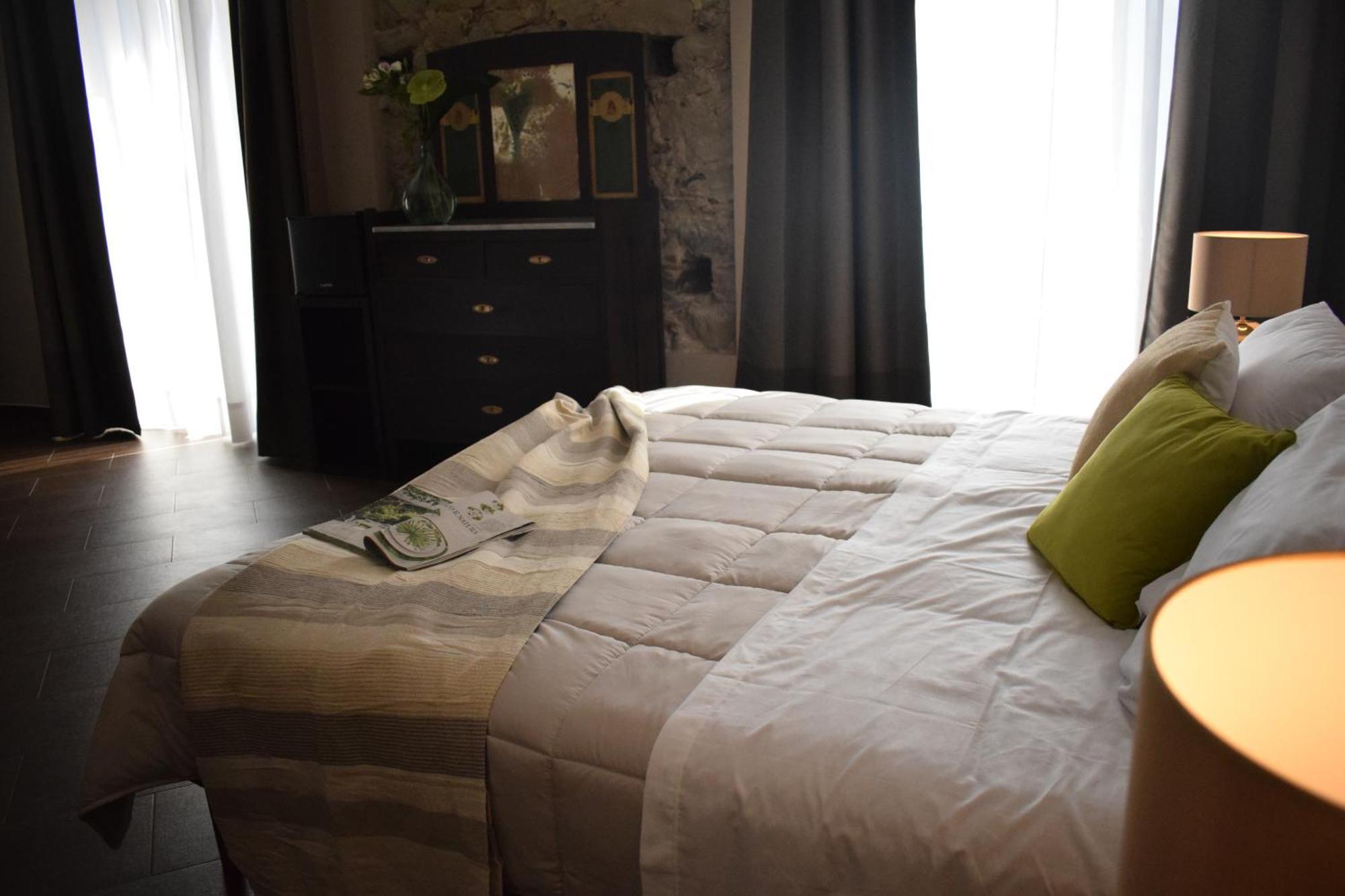 קסטיליונה די סיציליה Cento Tari' Guest House מראה חיצוני תמונה