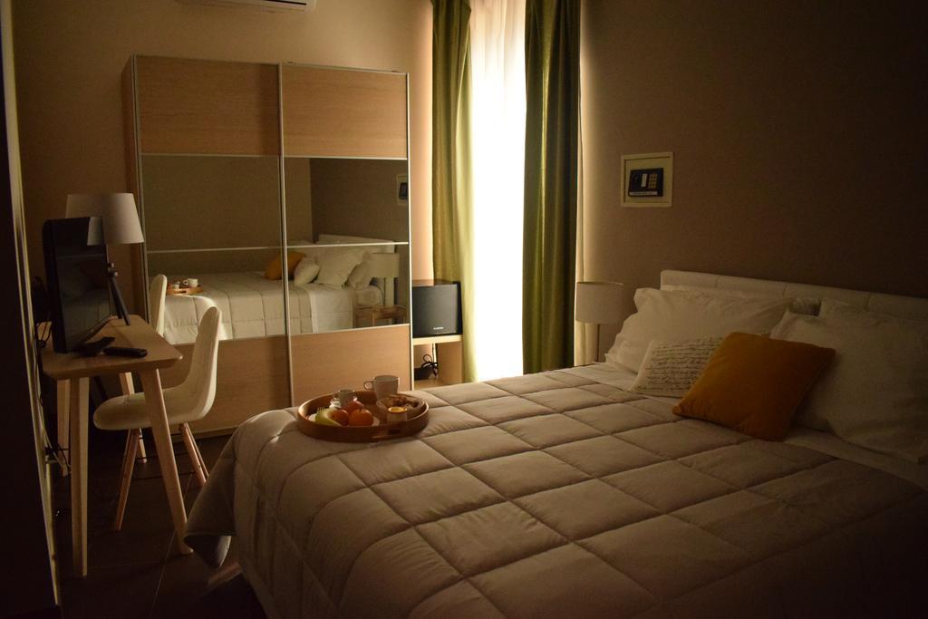 קסטיליונה די סיציליה Cento Tari' Guest House מראה חיצוני תמונה
