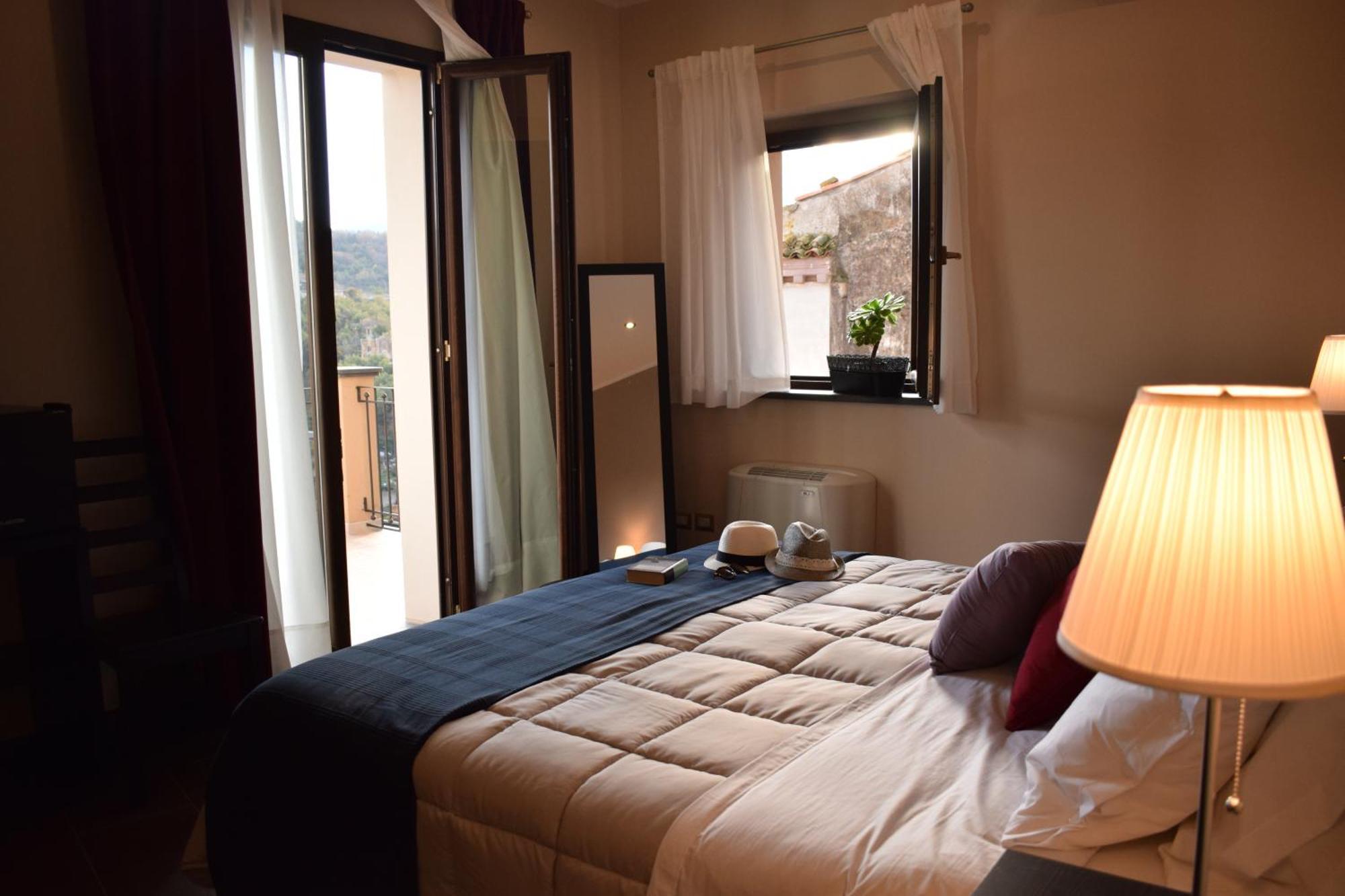 קסטיליונה די סיציליה Cento Tari' Guest House מראה חיצוני תמונה
