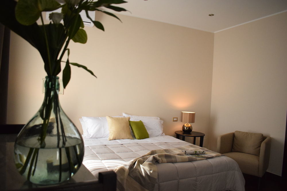 קסטיליונה די סיציליה Cento Tari' Guest House מראה חיצוני תמונה